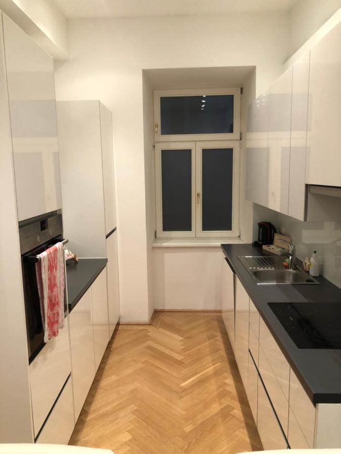 Quiet Apartment Next To Belvedere & Central Station Wien Eksteriør bilde