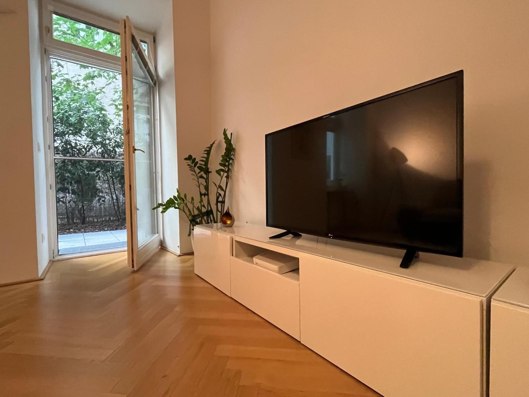 Quiet Apartment Next To Belvedere & Central Station Wien Eksteriør bilde